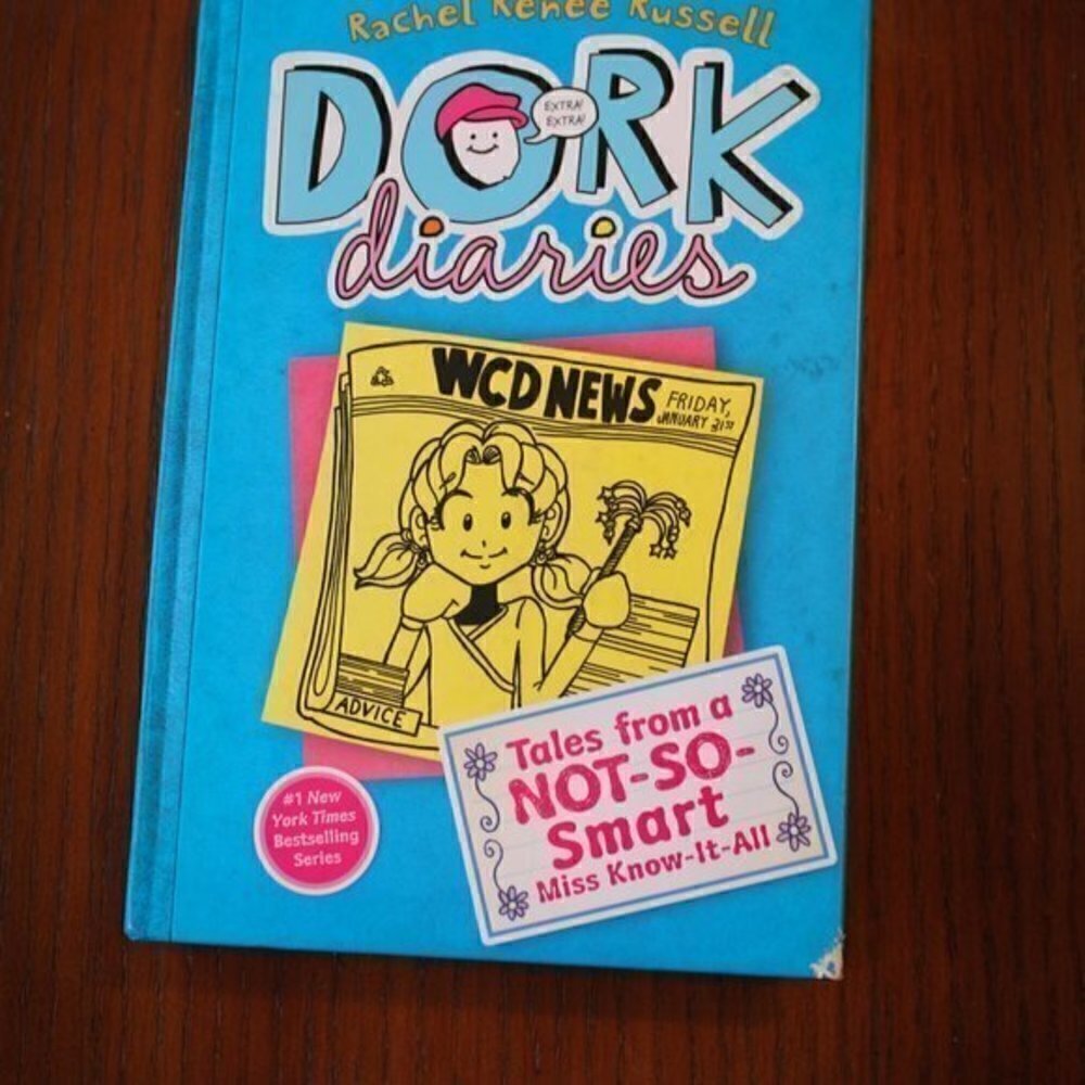 “Dash" & "Dork Diaries" books - Picture 6 of 10
